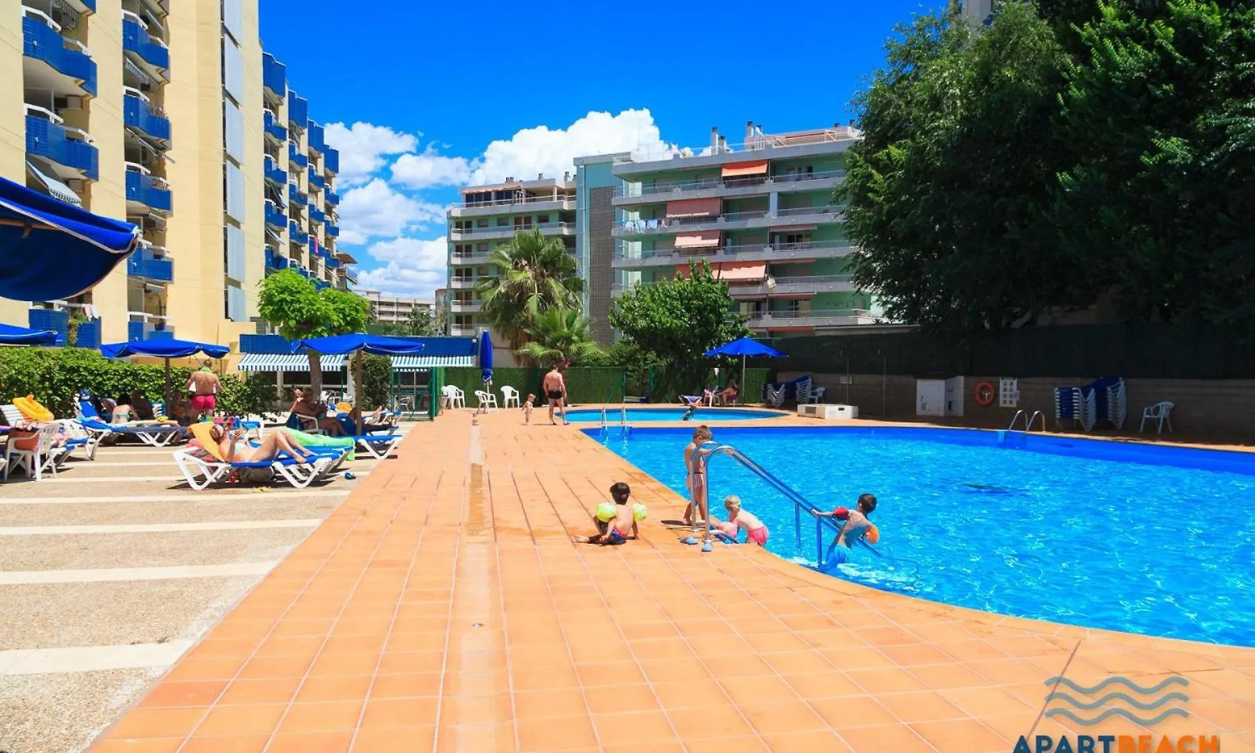 Apartbeach Nuevo Alboran 617 Con Piscina Salou 0*,  Spain