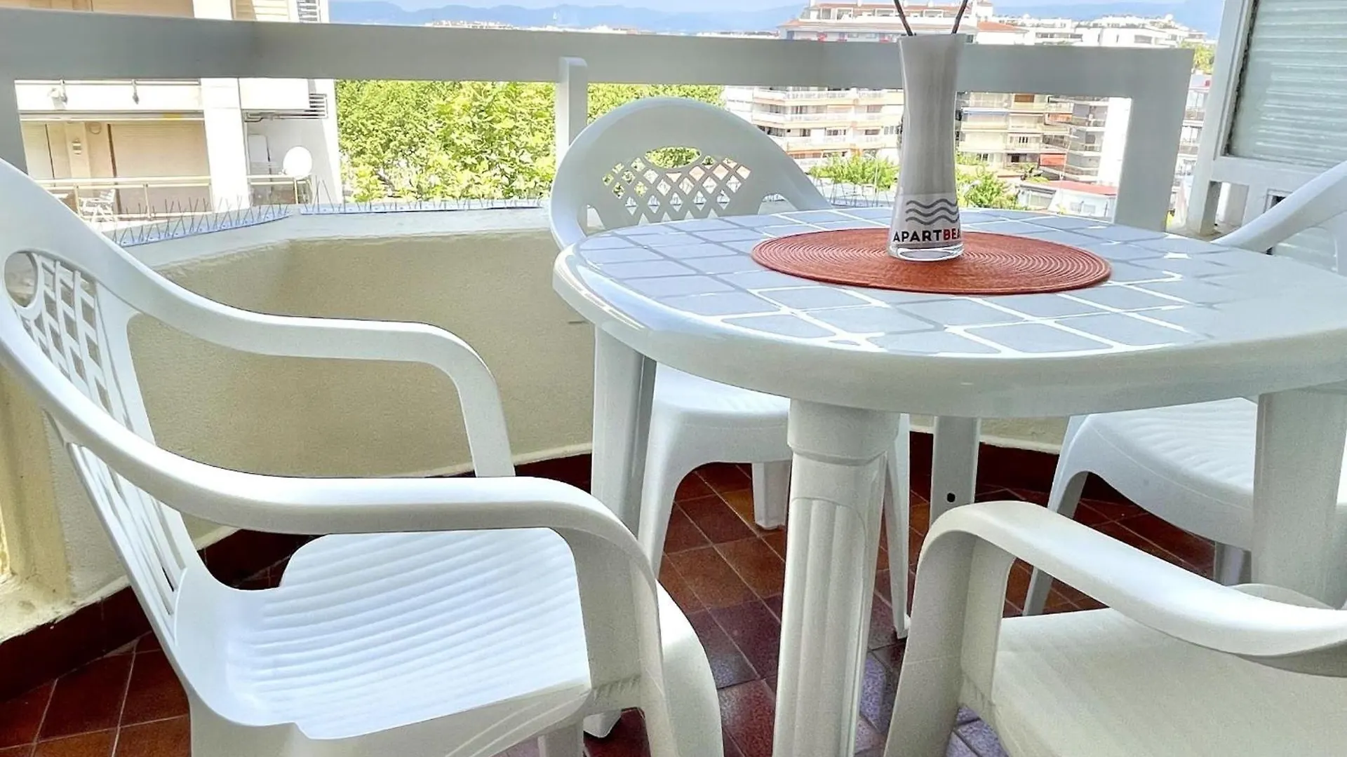 Apartbeach Nuevo Alboran 617 Con Piscina Salou Spain